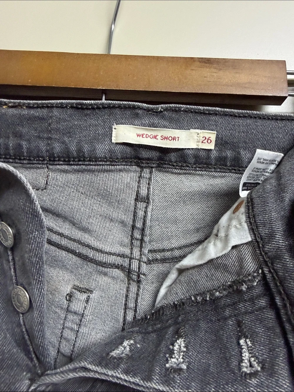 Levi’s Size 26 Womens— High-Rise Washed Black Denim Shorts